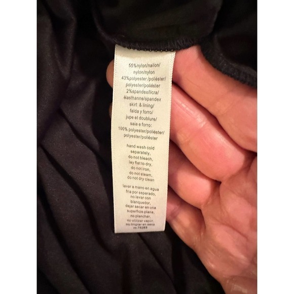 Alex Evenings Lace and Chiffon Gown with Scalloped Hem Detail Size 18 - Picture 12 of 12